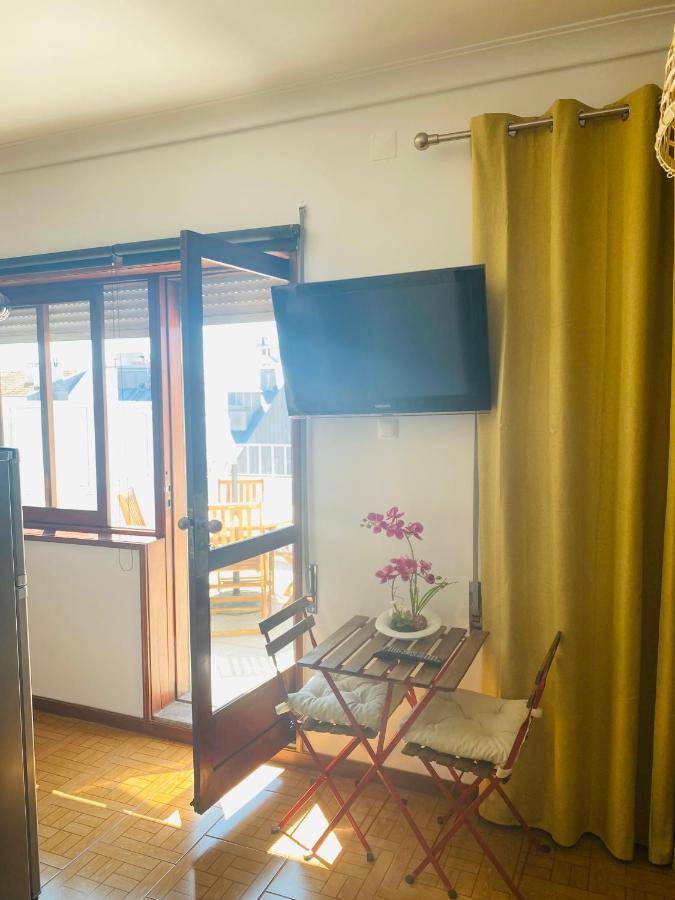 Apartamento Com Patio Na Rua Principal Da Cidade ปอร์โต ภายนอก รูปภาพ